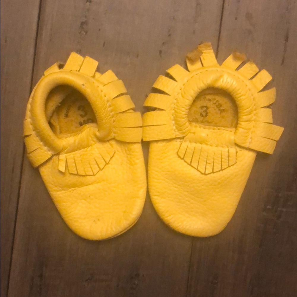 Yello Freshly Picked Slippers
